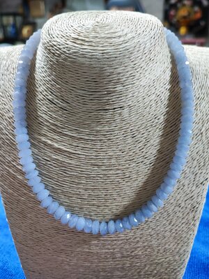 สร้อยคอหินบลูเลซอาเกต