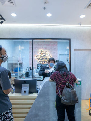 ร้านซ่อมมือถือใกล้ ราชเทวี บริการซ่อมมือถือแบบครบวงจร