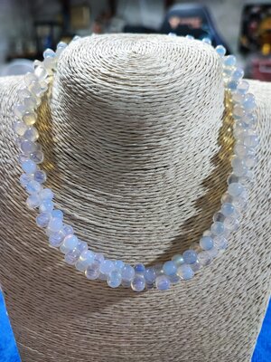 สร้อยคอมุกดาหาร