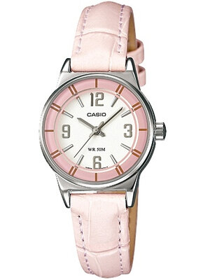 Karnvera Shop นาฬิกาข้อมือผู้หญิง Casio Standard Analog Woman Watch LTP-1361L-4A (สินค้าราคาพิเศษ ไม่มีกล่อง)