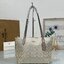 COACH CW396 FIONA ZIP TOTE BAG (แอดไลน์ก่อนสั่งซื้อ)