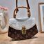 LV CROSSBODY HAND BAG (แอดไลน์ก่อนสั่งซื้อ)