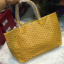 กระเป๋า goya saint louis tote bag มีหลายสี สอบถามได้ค่ะ สต็อคของเปลี่ยนตลอด
