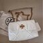 TORY BURCH KIRA DIAMOND QUILT SMALL CONVERTIBLE SHOULDER BAG (แอดไลน์ก่อนสั่งซื้อ)