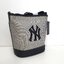 กระเป๋าทรงสปอร์ต Basic Big Logo Canvas Bucket Bag NEW YORK YANKEES (แอดไลน์ก่อนสั่งซื้อ)