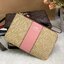 COACH 58035 CORNER ZIP WRISTLET IN SIGNATURE BAG (แอดไลน์ก่อนสั่งซื้อ)
