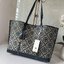 TORY BURCH PERRY T MONOGRAM JACQUARD TRIPLE COMPARTMENT TOTE (แอดไลน์ก่อนสั่งซื้อ)